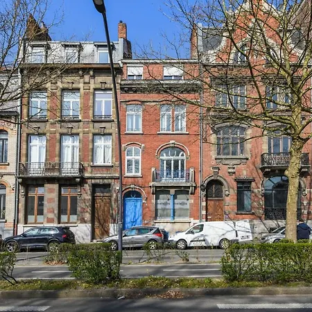 Superb Flat In A Mansion In La Madeleine - Welkeys Διαμέρισμα *